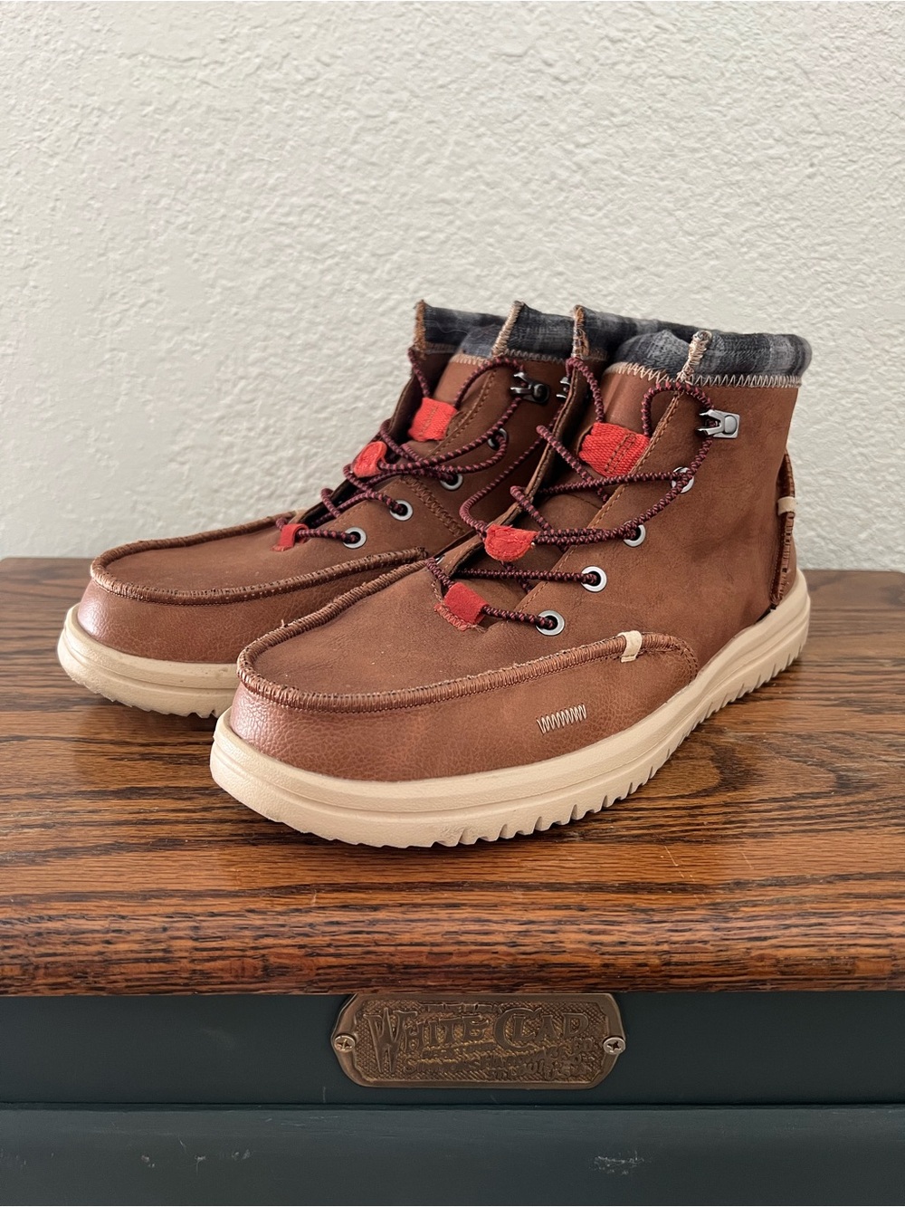 Hey Dude Bradley Classic Boots Size 10
